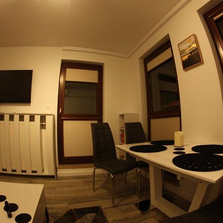 Urban City Apartments Варшава Экстерьер фото