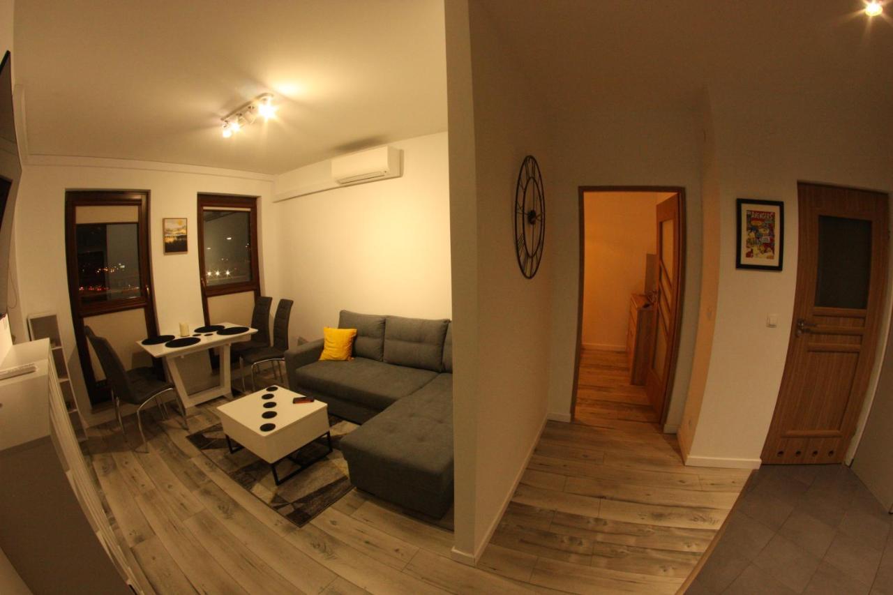 Urban City Apartments Варшава Экстерьер фото