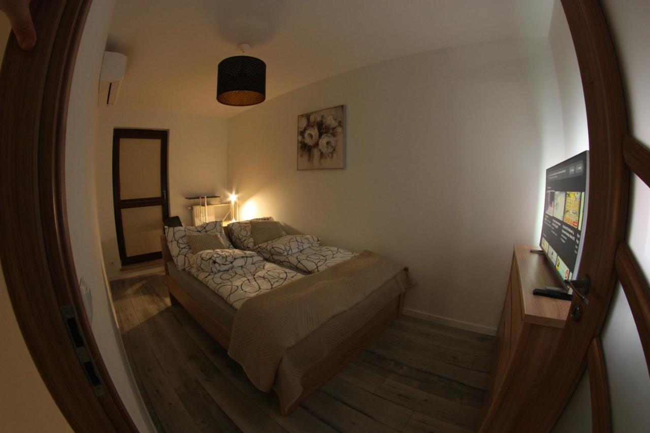 Urban City Apartments Варшава Экстерьер фото