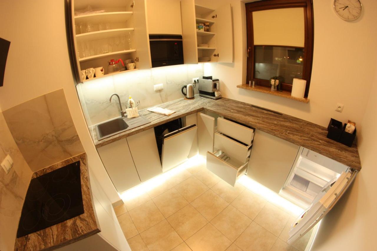Urban City Apartments Варшава Экстерьер фото