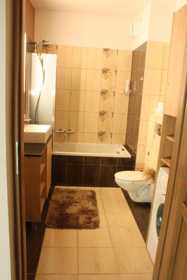 Urban City Apartments Варшава Экстерьер фото